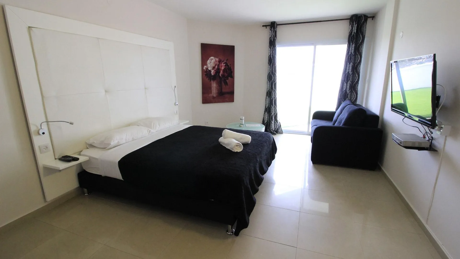 Rich Royal Suites Ελάτ 3*,